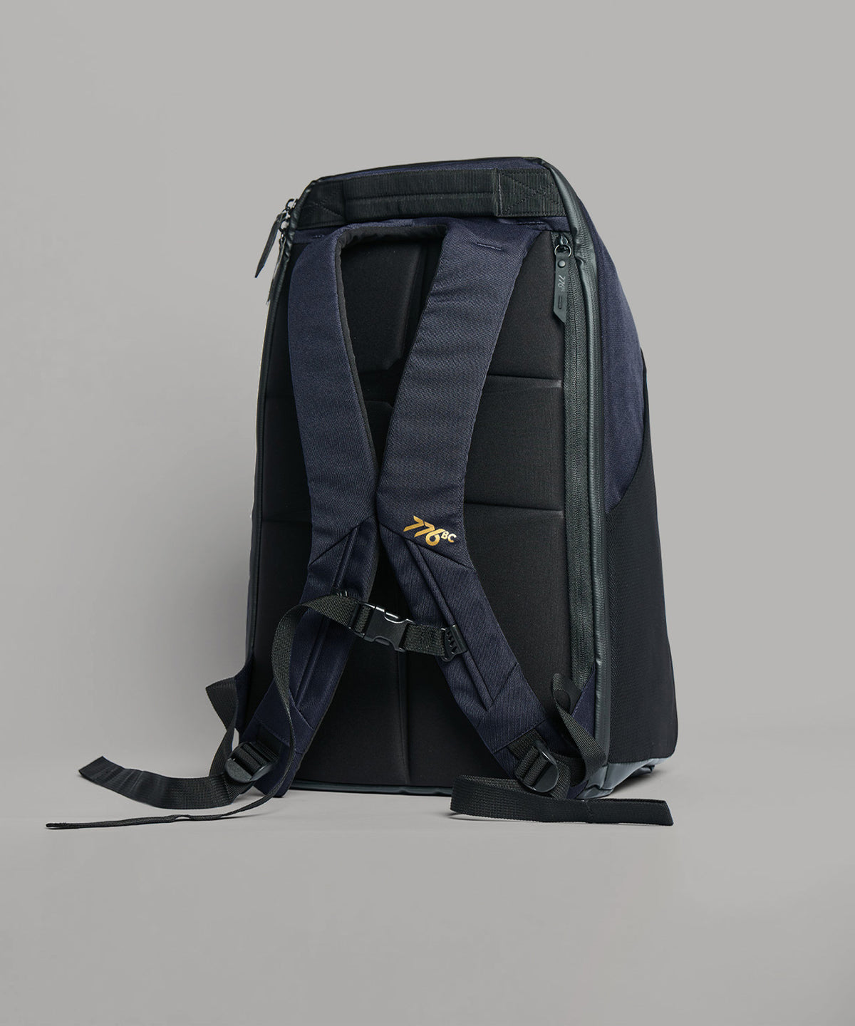 Unisex 776BC Wreath Pro Tour Backpack - Dark Navy/Gold